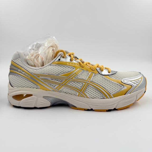 ASICS | 15435 N Scottsdale Road Suite 110 Scottsdale, AZ 85054 M