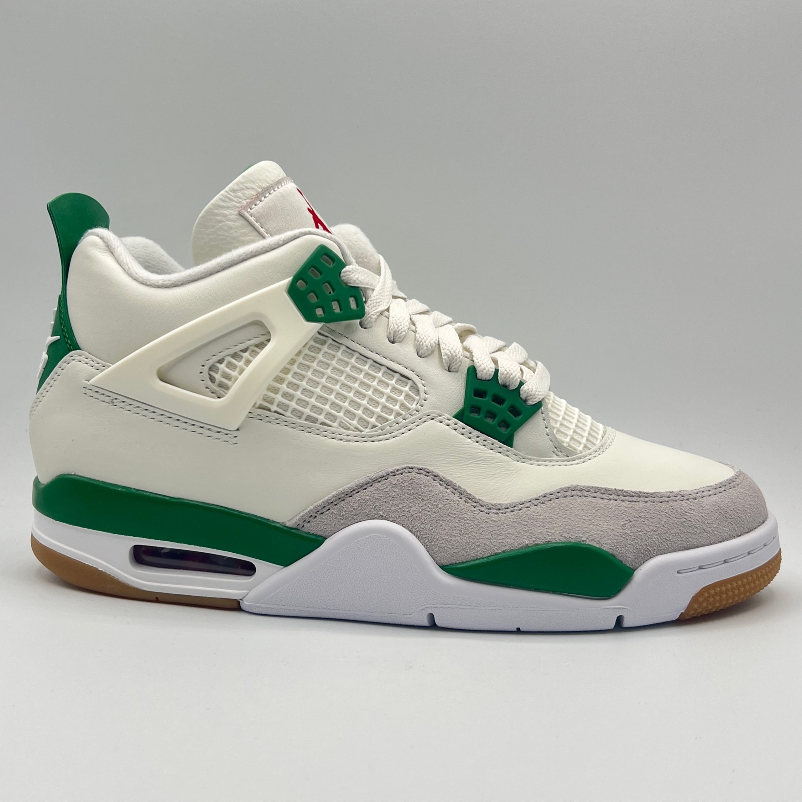 Jordan 4 Retro SB Pine Green | 15435 N Scottsdale Road Suite 110 ...